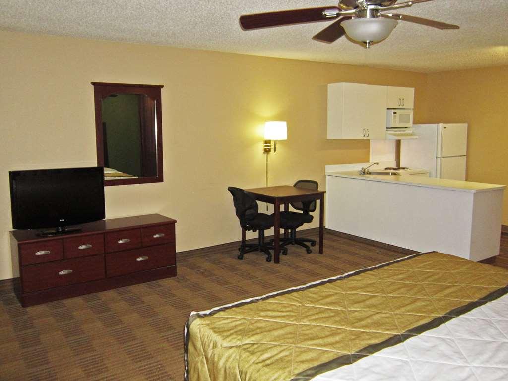 Extended Stay America Suites - Long Island - Bethpage Room photo